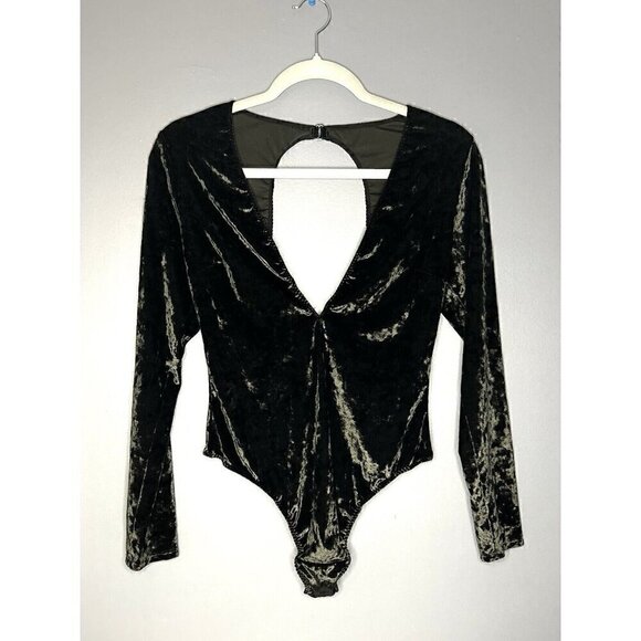 Victoria’s Secret Black Crushed Velvet Bodysuit M/L Whimsigoth Coquette Holiday - Picture 14 of 14